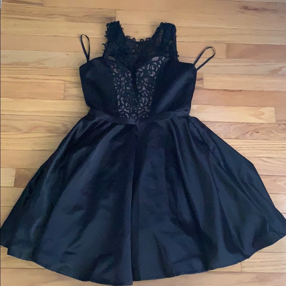 Party dress black